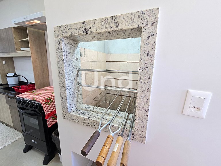 APT 604-BC 2 Bedrooms with BBQ/Garage