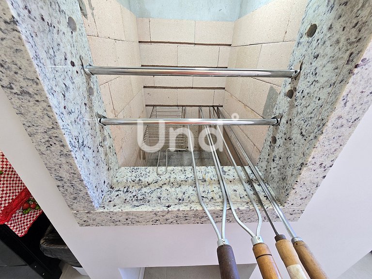 APT 604-BC 2 Bedrooms with BBQ/Garage