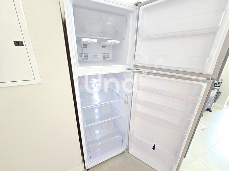 APT 604-BC 2 Bedrooms with BBQ/Garage