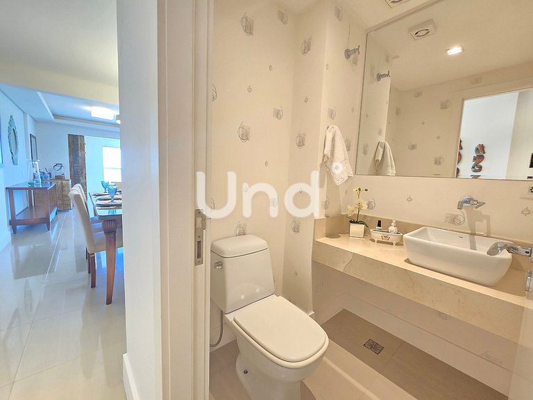 Apartamento 601 Frente a la Playa Barra Sul BC – ACQUA