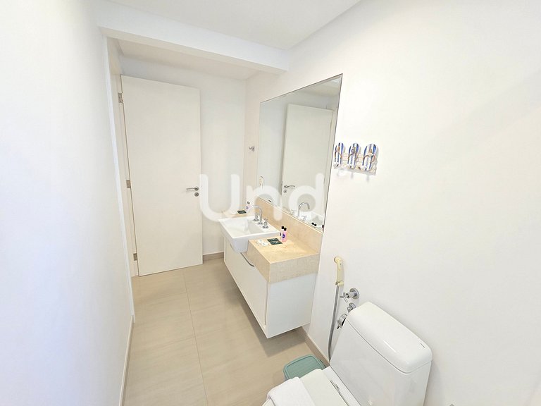 Apartment 601 Beachfront Barra Sul BC – ACQUA Residence