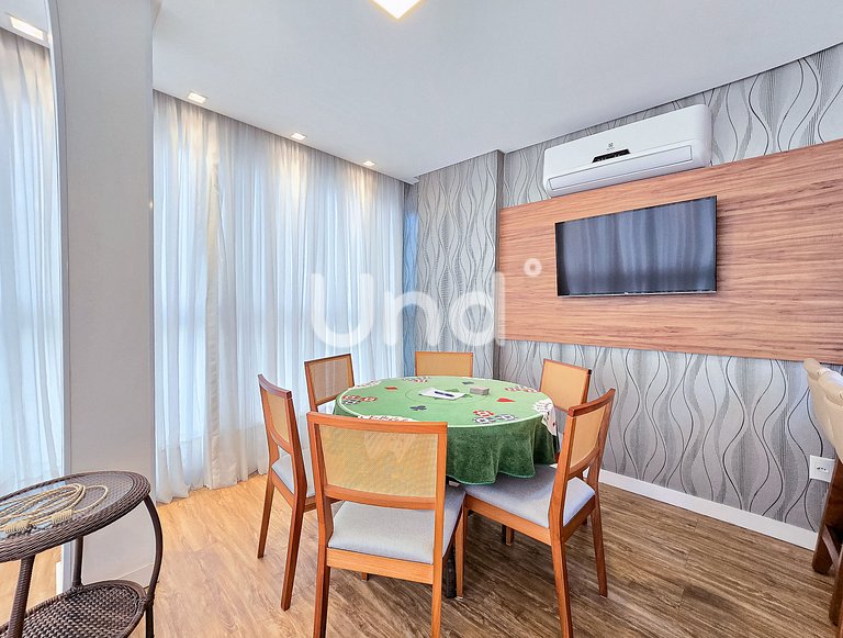 Apartamento 3 Suítes, 2 Vagas e Churrasqueira | Meia Praia