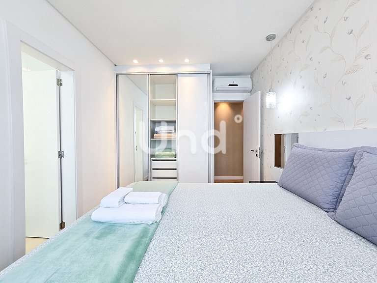 3 Suite Apartment, BBQ & 2 Parking Spaces | Meia Praia